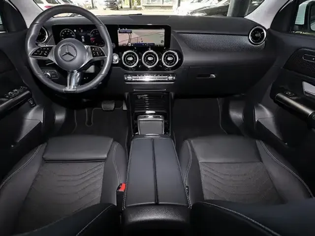 Mercedes-Benz GLA 180