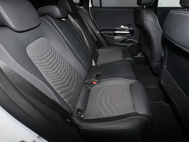 Mercedes-Benz GLA 180