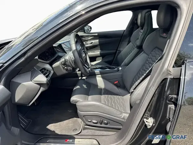 Audi RS e-tron GT