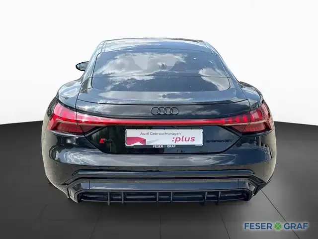 Audi RS e-tron GT