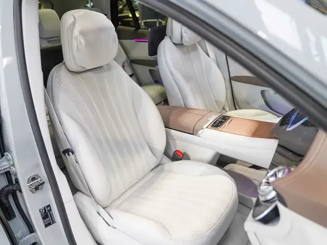 Mercedes-Benz EQS SUV