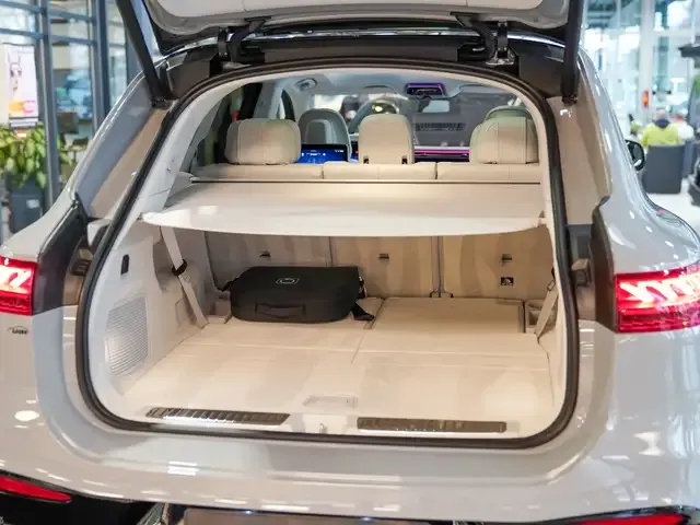 Mercedes-Benz EQS SUV