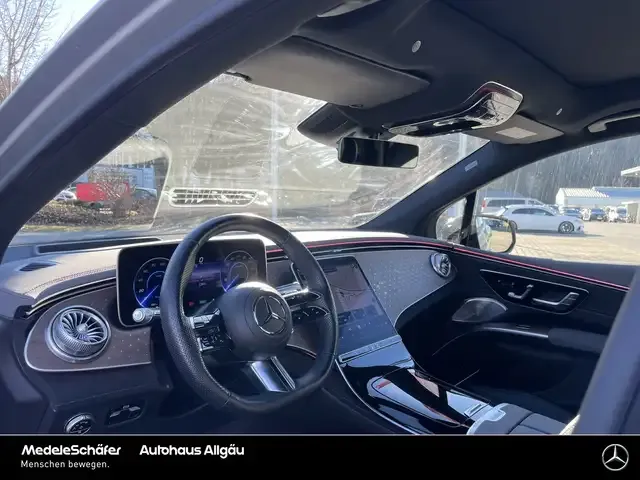 Mercedes-Benz EQS SUV