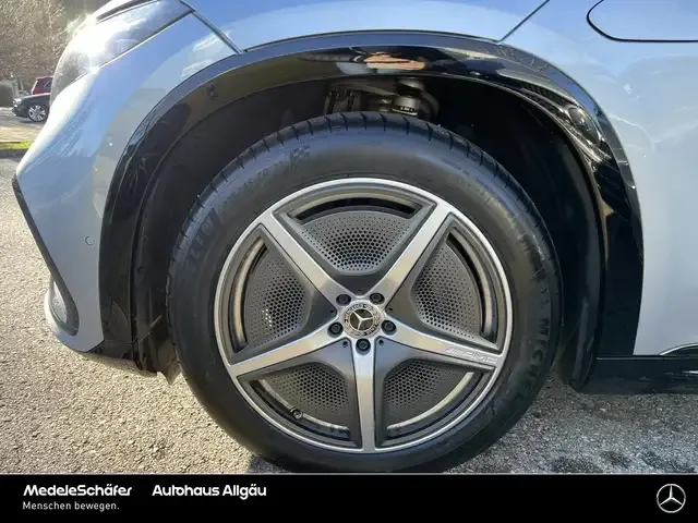 Mercedes-Benz EQS SUV