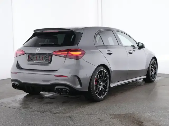 Mercedes-Benz A 45 AMG