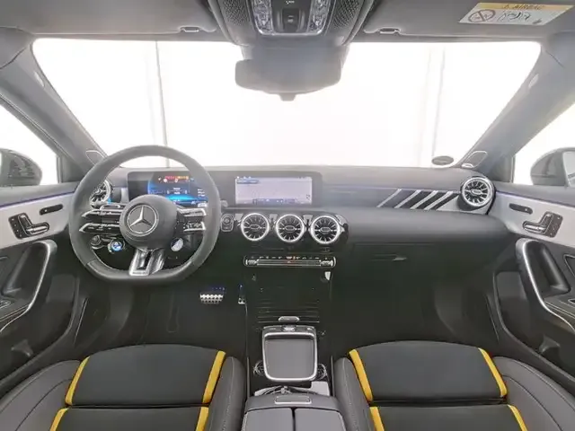 Mercedes-Benz A 45 AMG