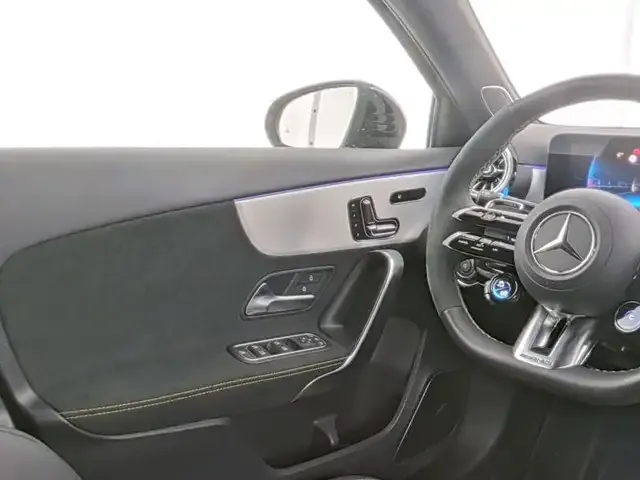 Mercedes-Benz A 45 AMG