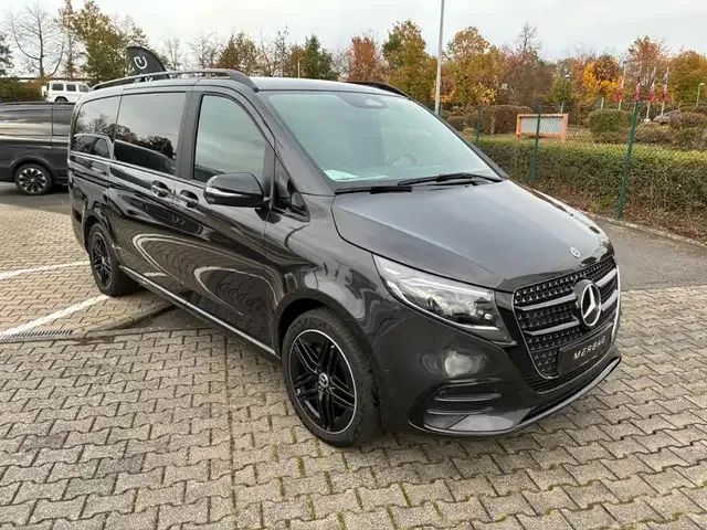 Mercedes-Benz V 250