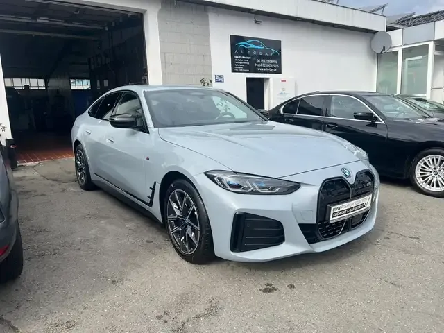 BMW i4