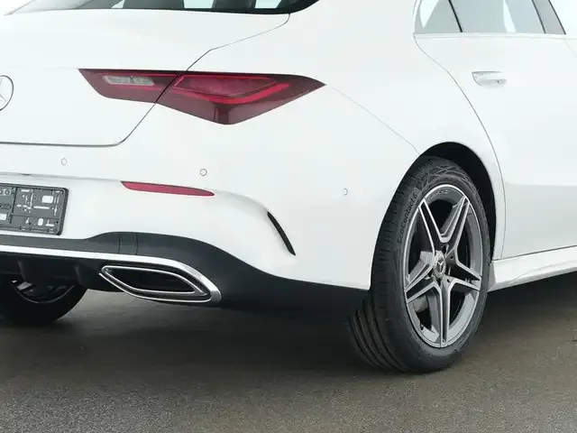 Mercedes-Benz CLA 200
