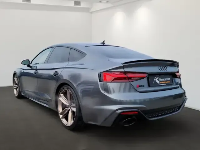 Audi RS5