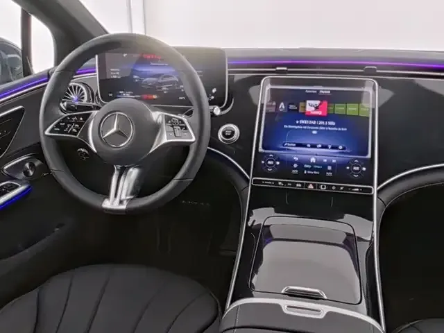 Mercedes-Benz EQE 300