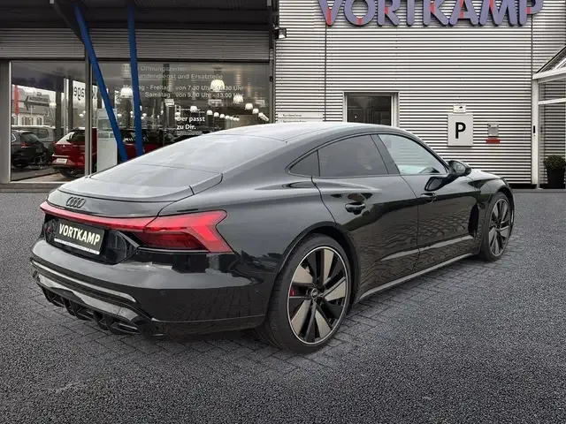 Audi e-tron GT