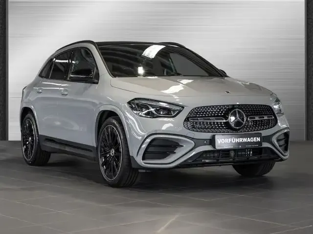 Mercedes-Benz GLA 200