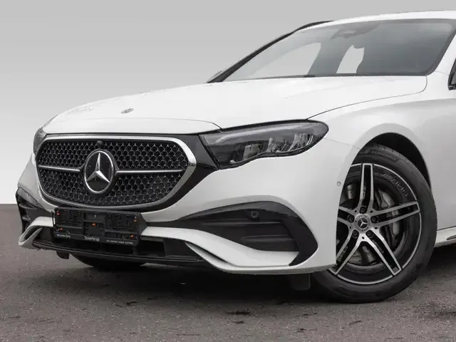 Mercedes-Benz E 220
