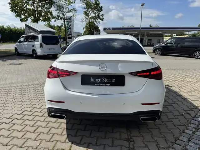 Mercedes-Benz C 180