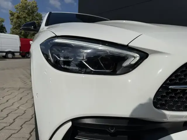 Mercedes-Benz C 180