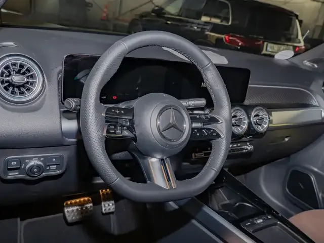 Mercedes-Benz GLB 250