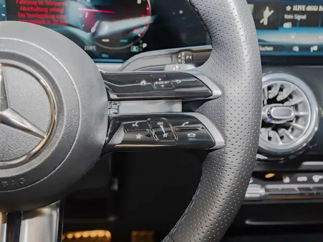 Mercedes-Benz GLB 250