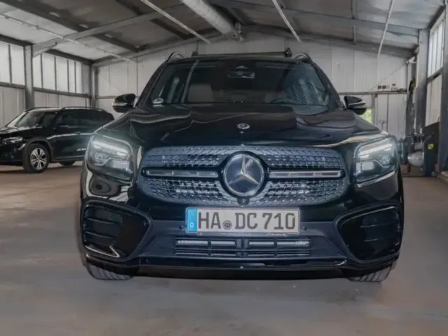 Mercedes-Benz GLB 250
