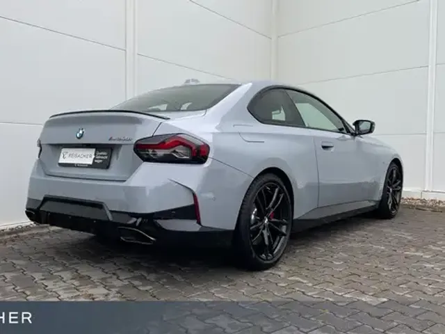 BMW 240