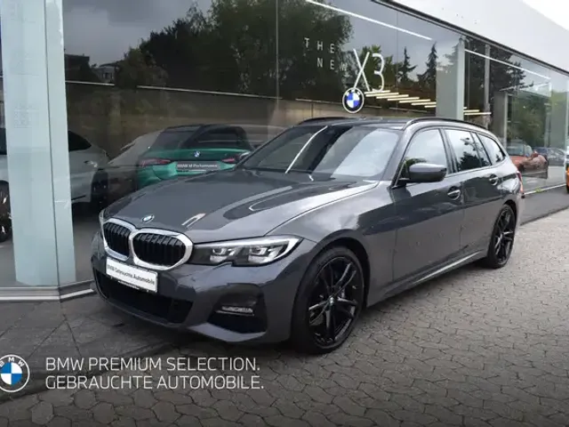 BMW 330