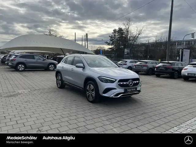 Mercedes-Benz GLA 250