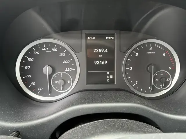 Mercedes-Benz Marco Polo