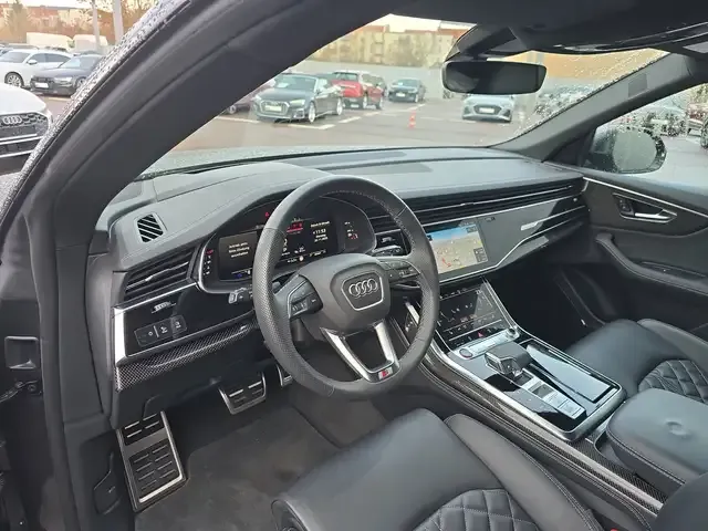 Audi SQ8