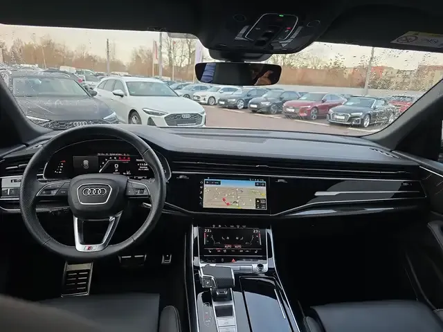 Audi SQ8