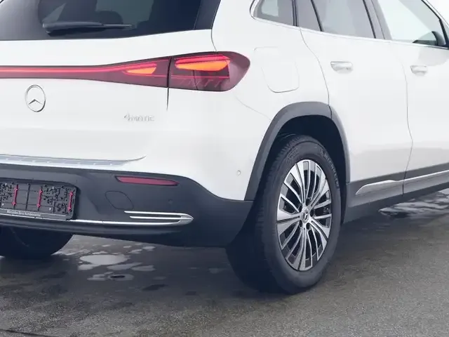 Mercedes-Benz EQA 300
