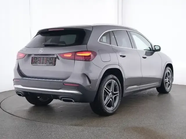 Mercedes-Benz GLA 250