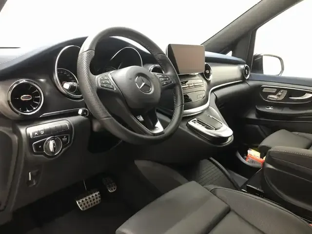 Mercedes-Benz EQV 300