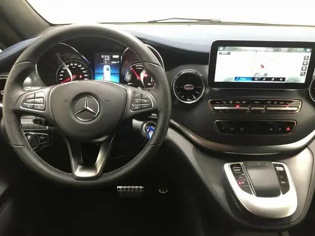 Mercedes-Benz EQV 300