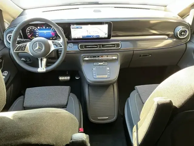 Mercedes-Benz V 250