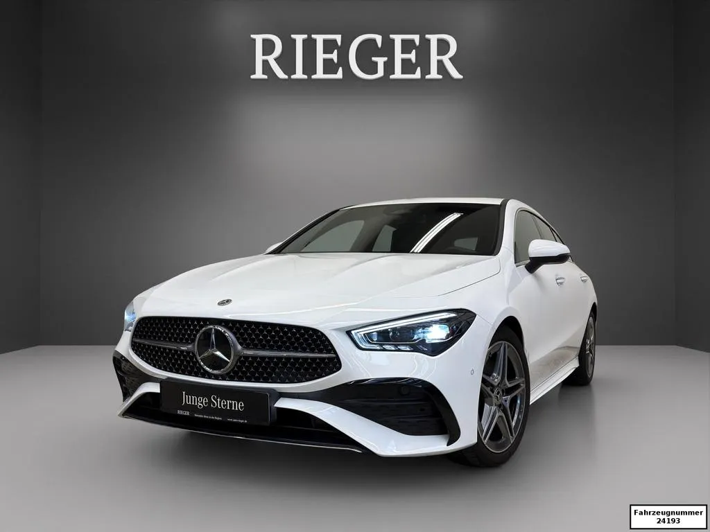 Mercedes-Benz CLA 200