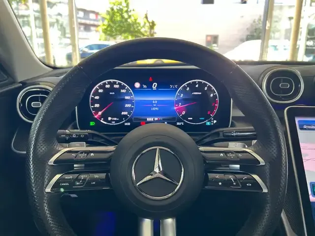 Mercedes-Benz C 200