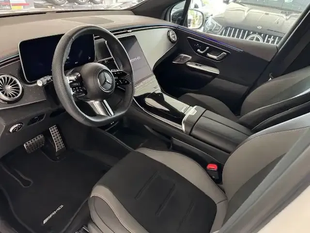 Mercedes-Benz EQE SUV