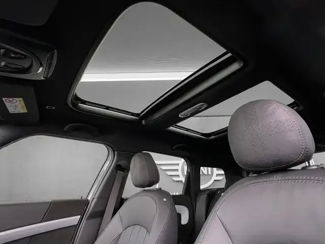 MINI Cooper SE Countryman