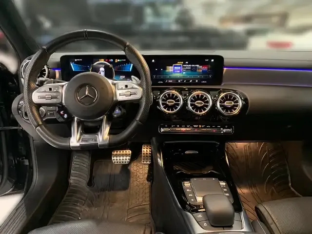 Mercedes-Benz A 45 AMG