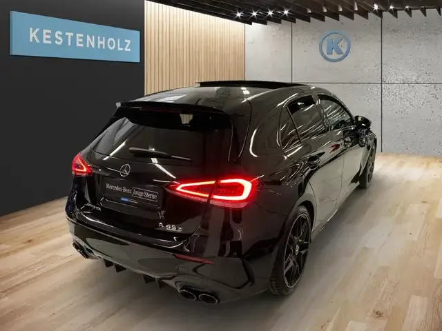 Mercedes-Benz A 45 AMG