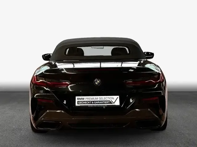 BMW 840