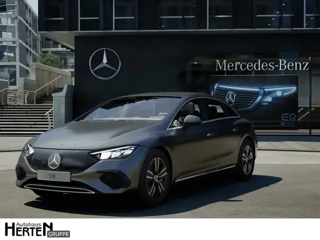 Mercedes-Benz EQE 300