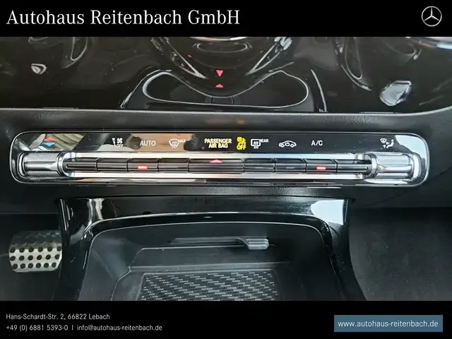 Mercedes-Benz CLA 180