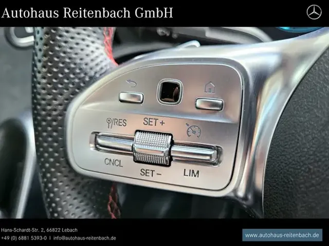 Mercedes-Benz CLA 180