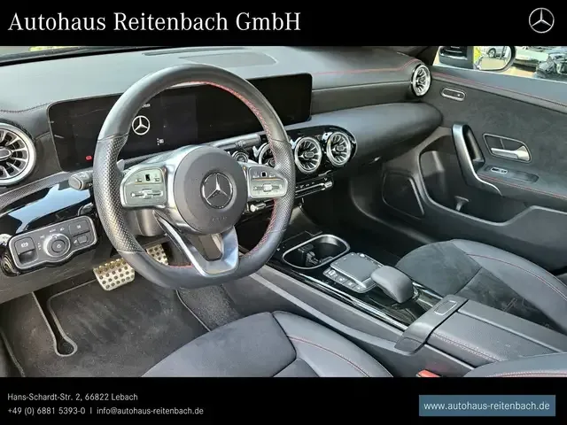 Mercedes-Benz CLA 180
