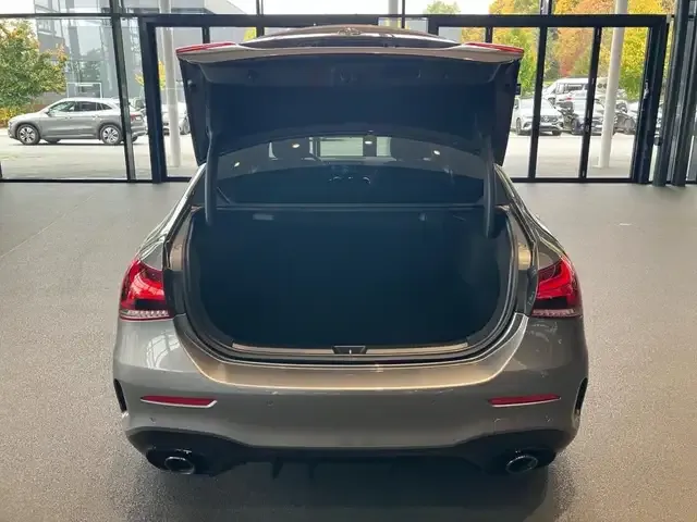 Mercedes-Benz A 35 AMG