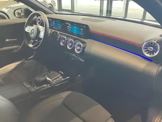 Mercedes-Benz A 35 AMG