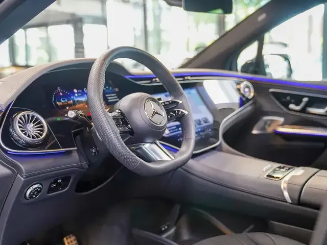 Mercedes-Benz EQE 350