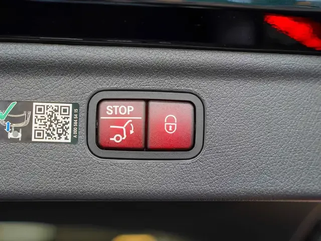 Mercedes-Benz EQE 350